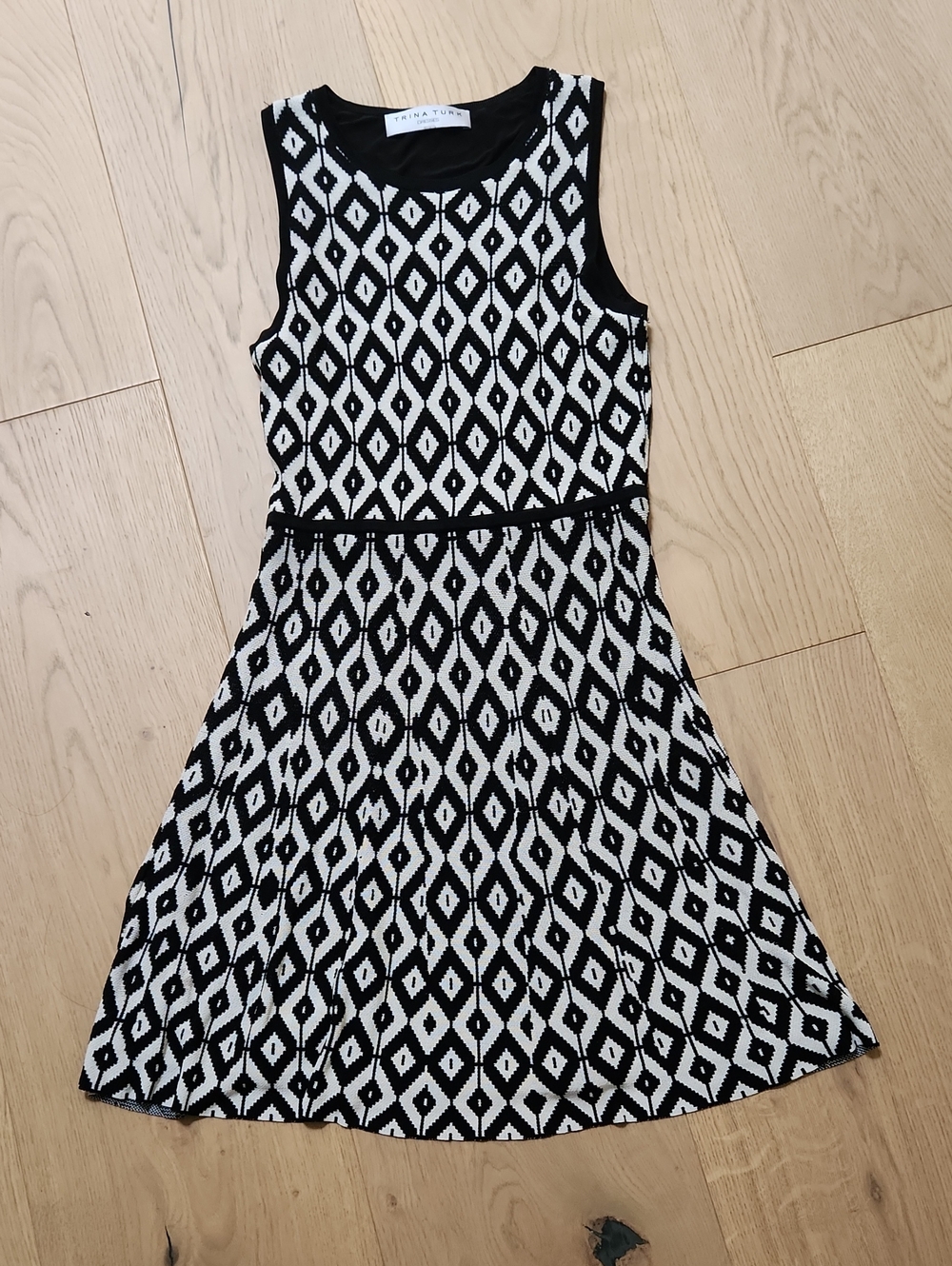 Trina Turk Black & White Diamond Pattern Knit Fit-and-Flare Dress